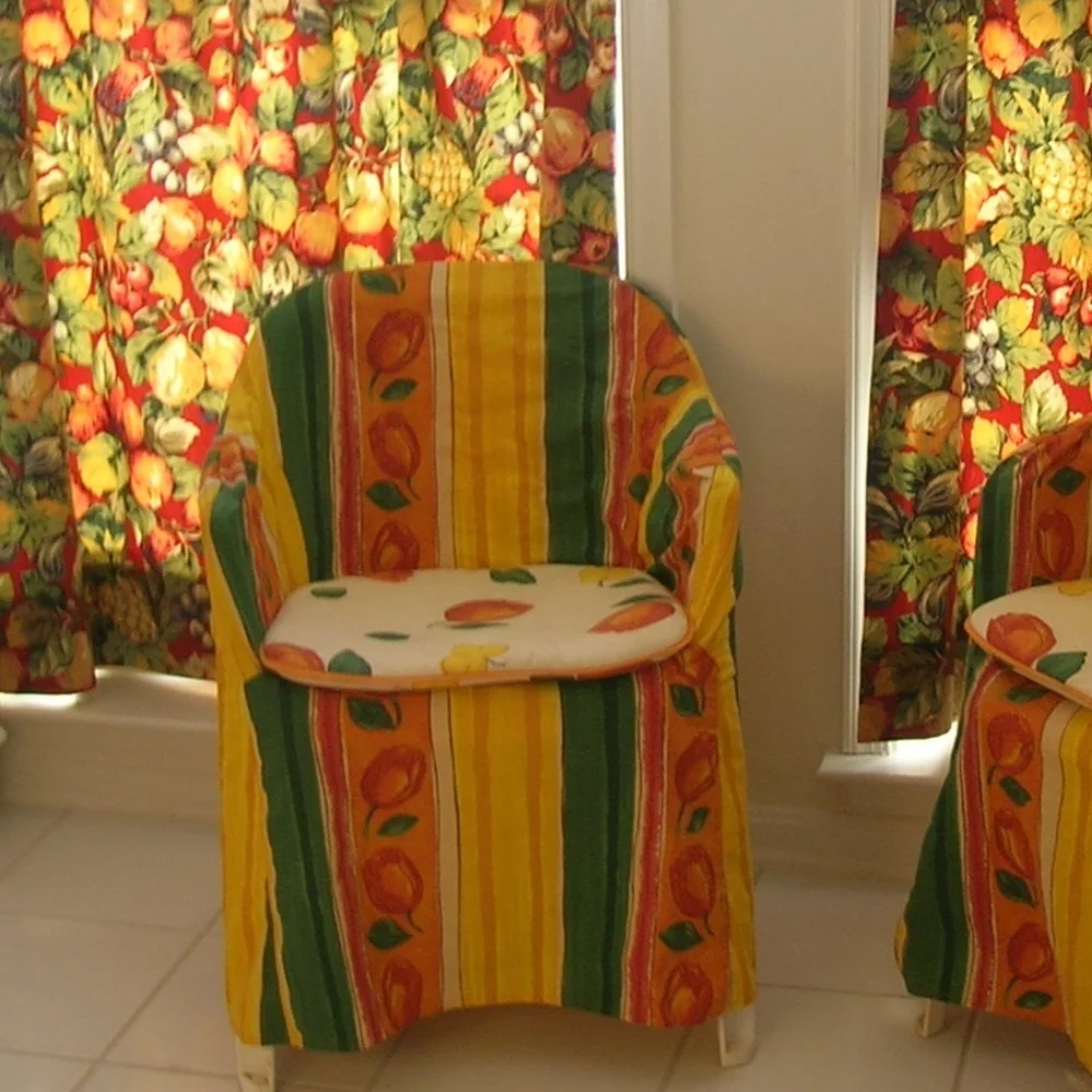 Extra Seating - 4 Slipcovers & Cushions for Stacking Patio Chairs